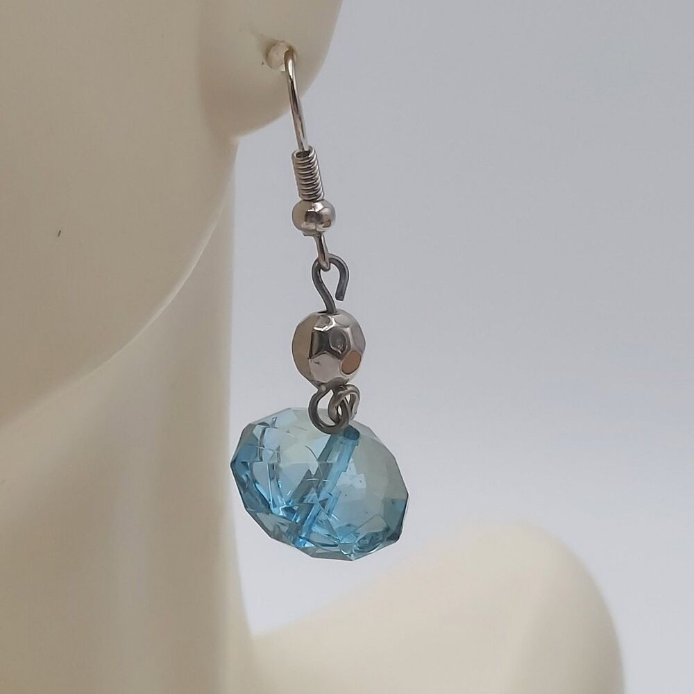 Avon Blue Clear Faceted Dangle Earrings 1 3/4"